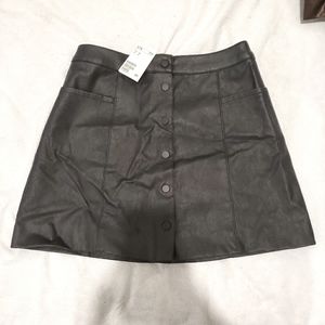 NWT H&M faux leather skirt